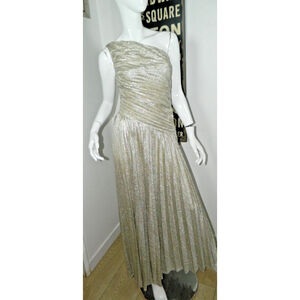 NEW LEAF BY SAMIR Dress 1970’s‎ 1980’s Vintage Gold Metallic Shimmer Accordion